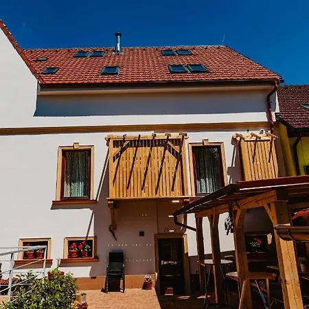 Lederer Guest house