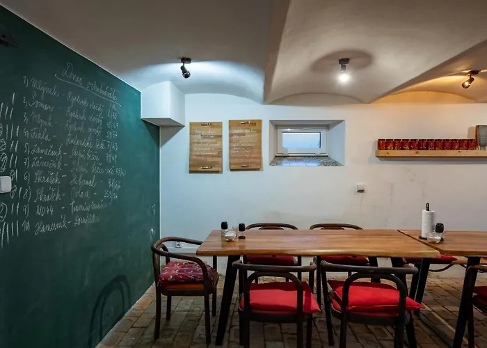 Lederer Guest house 3*